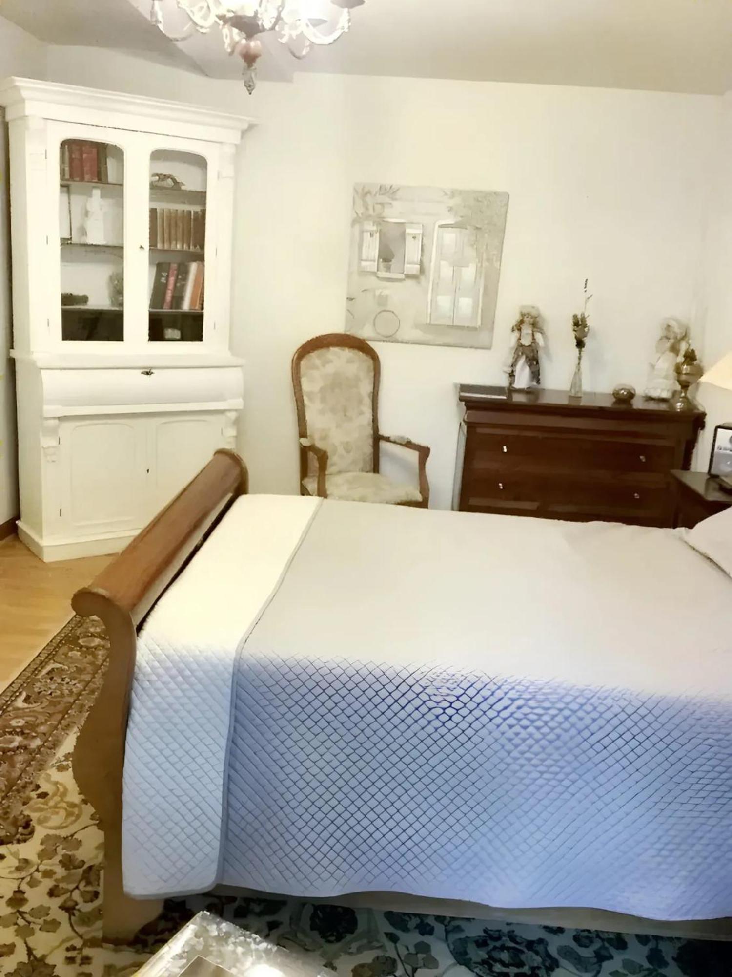 Villa Charmante A Bosset Avec Piscine Partagee Buitenkant foto