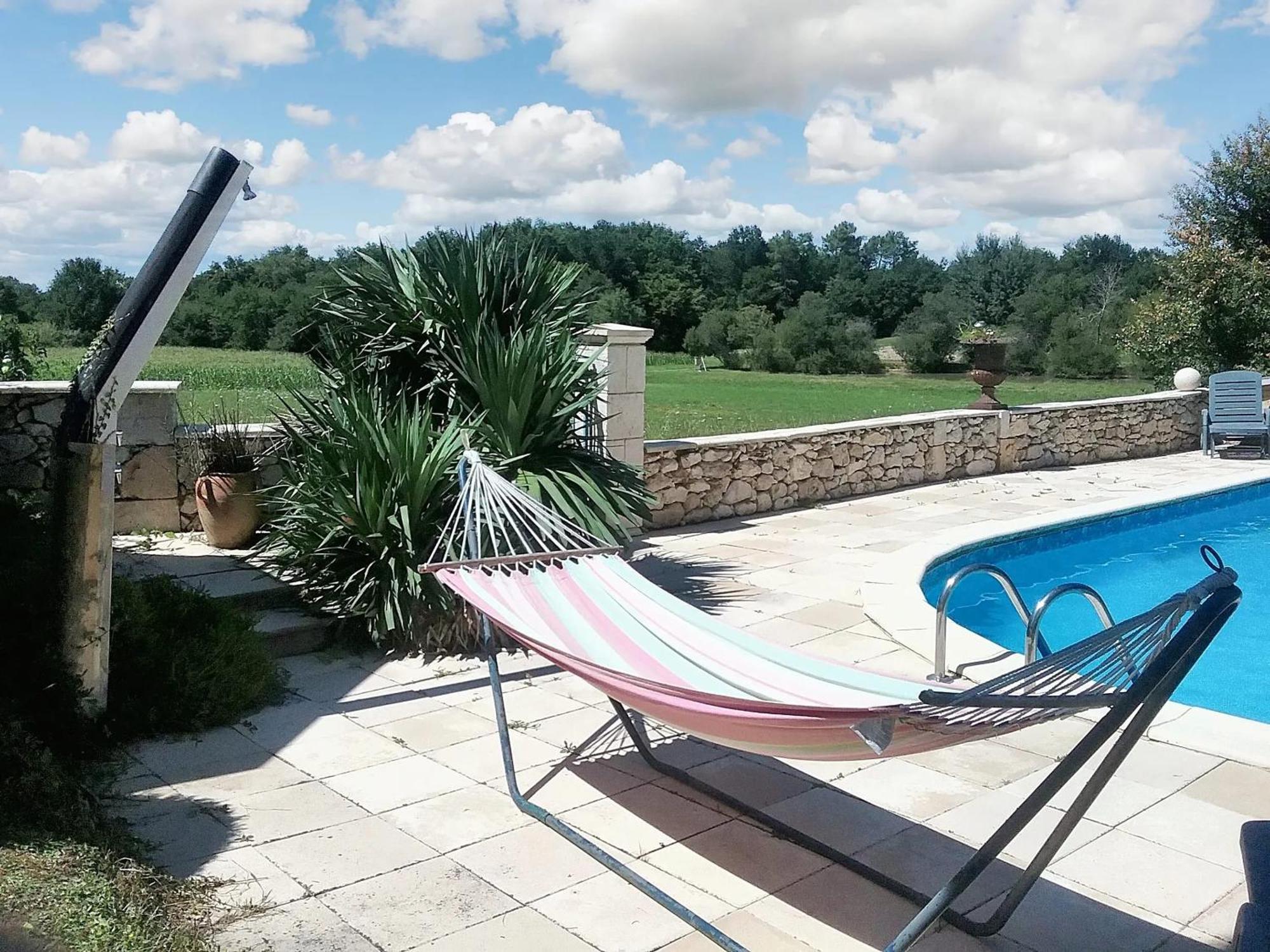 Villa Charmante A Bosset Avec Piscine Partagee Buitenkant foto