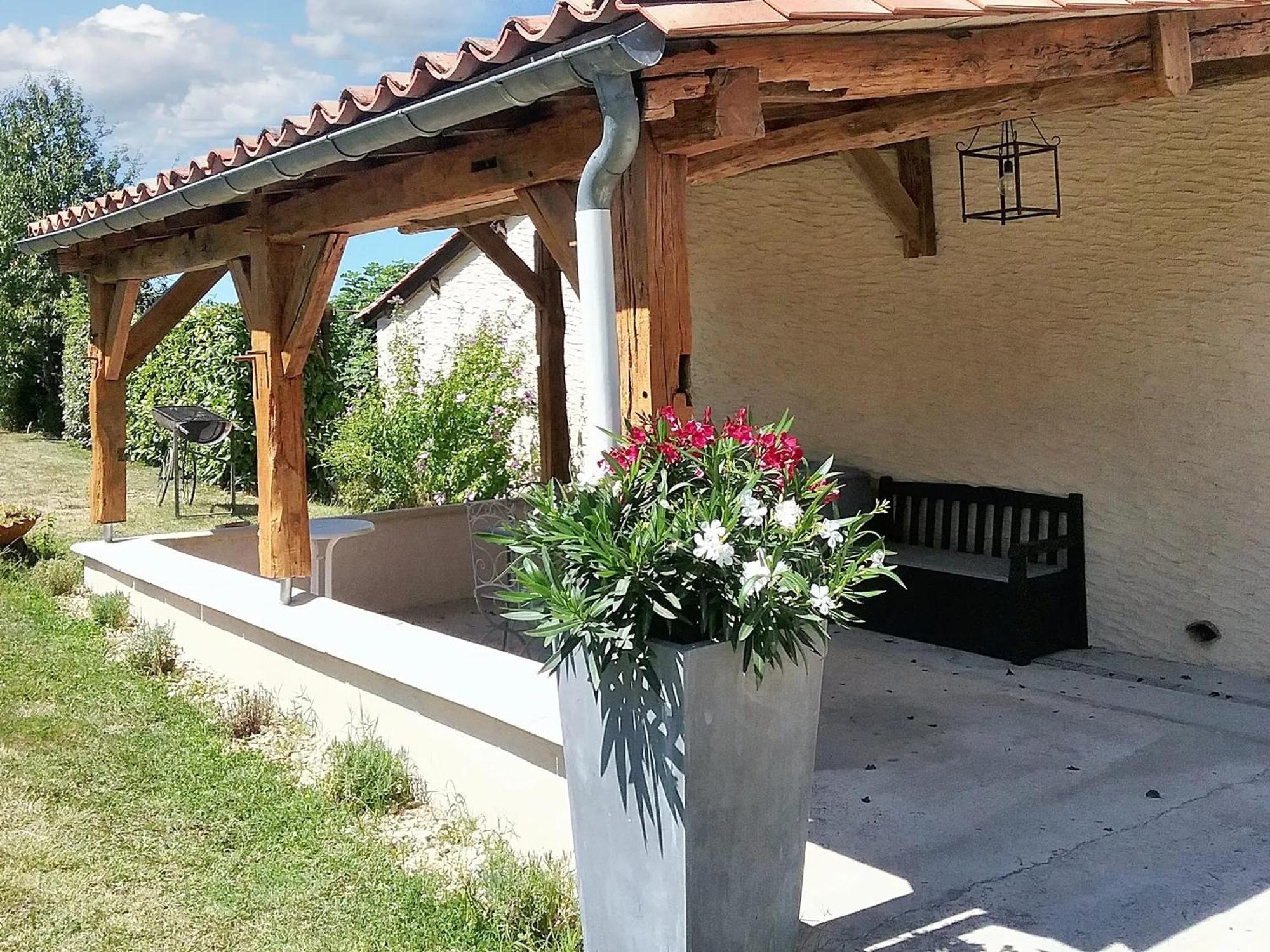Villa Charmante A Bosset Avec Piscine Partagee Buitenkant foto